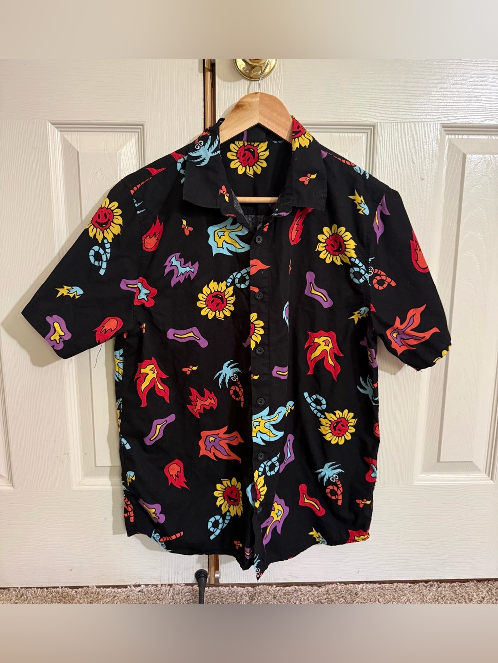 Neff Tropical Button Up Shirt Small Black Floral Palm Tree Print
